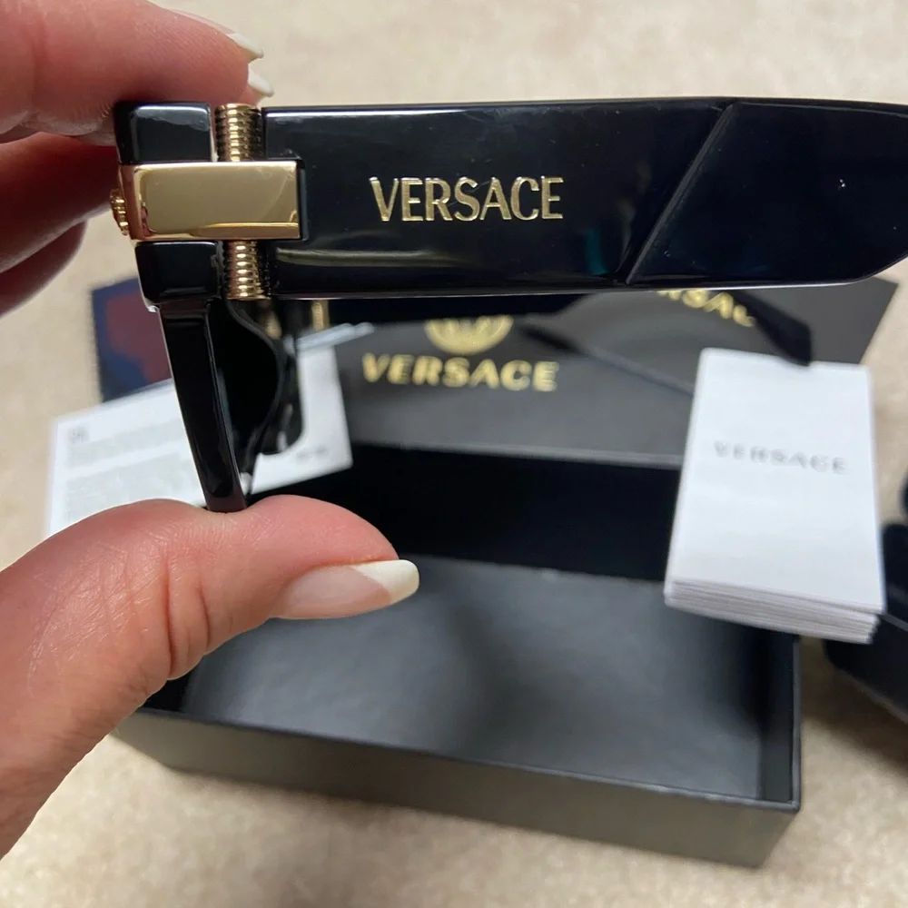 Versace Dwyane Wade sunglasses men’s black brand new
